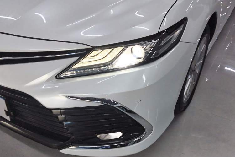 Used Toyota Camry 2021 2.0G Luxury Edition
