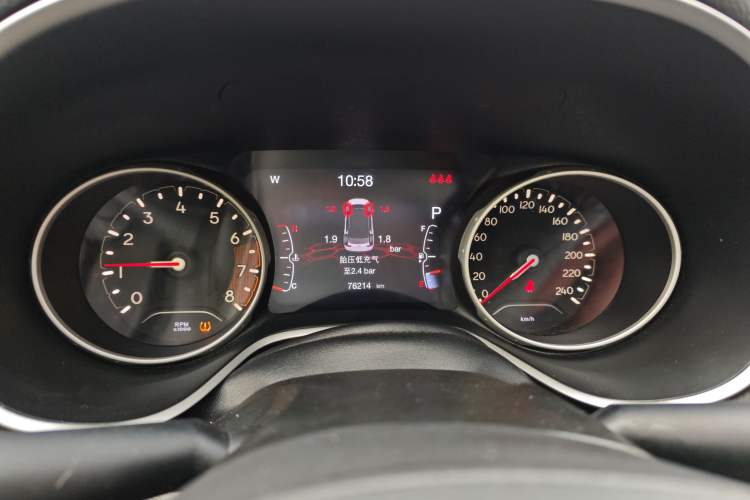 Used  Compass 2019 220T Automatic Family Edition
