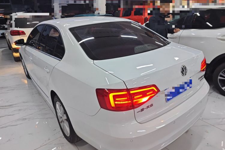 Used Volkswagen Sagitar 2016 230TSI 25th Anniversary Edition
