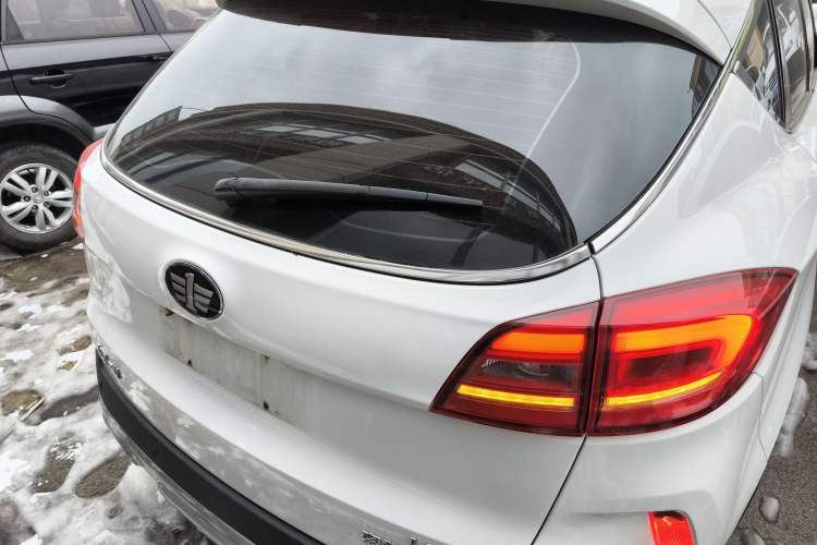 Used Bestune X80 2018 Live Edition 1.8T Automatic Luxury Model
