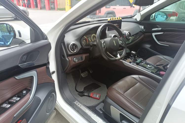 Used Wey VV7 2017 2.0T Flagship Edition
