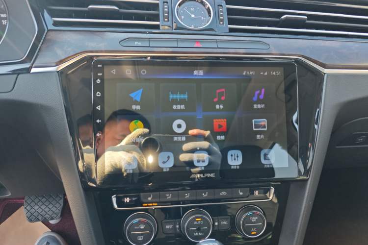 Used Volkswagen Magotan 2018 Facelift 330TSI DSG Luxury Model
