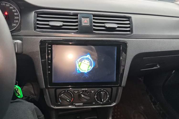 Used Volkswagen Santana 2018 1.5L Manual Fashion Edition
