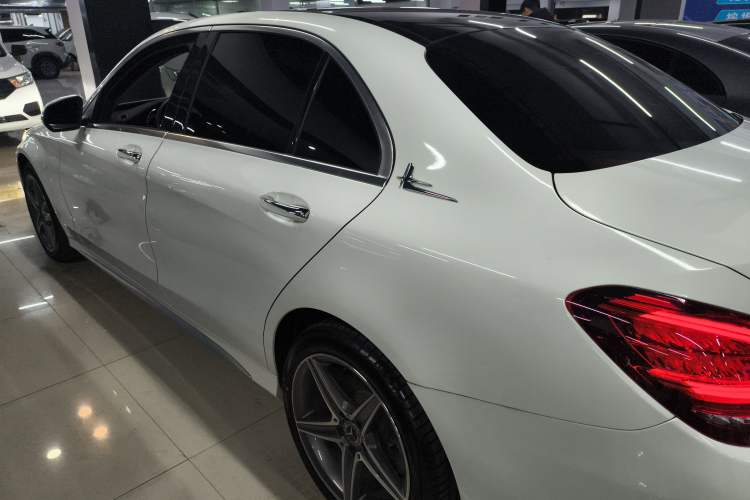 Used Mercedes-Benz C-Class 2019 Facelift C 260 L 4MATIC Sport Edition