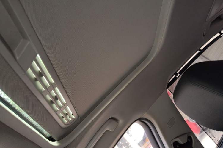 TDK.VehicleDetails.img