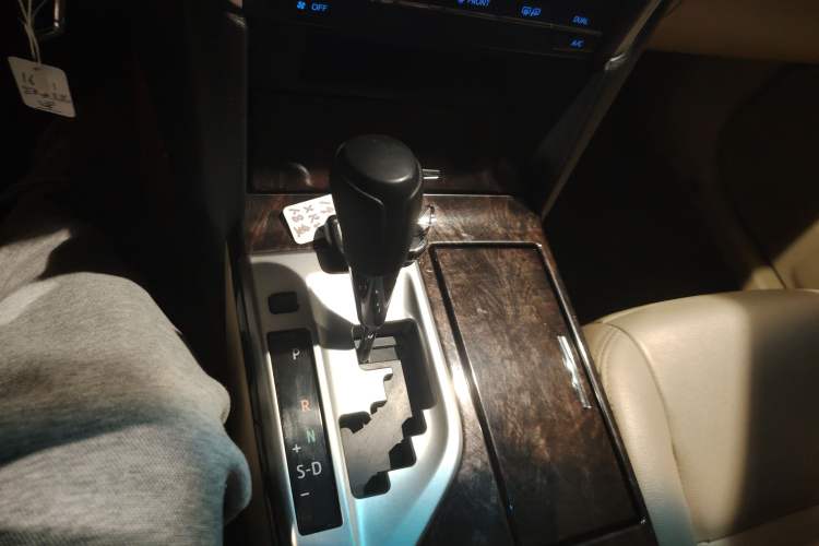 Used Toyota Camry 2015 2.0E Elite Edition
