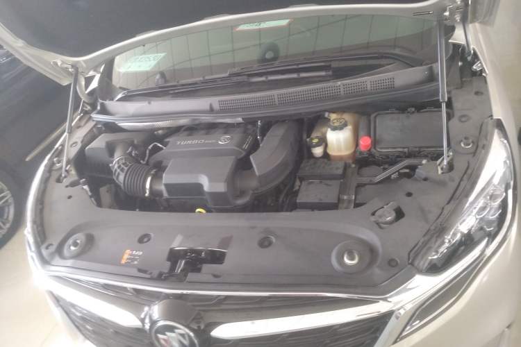 Used Buick GL8 2022 ES Land Cruiser 653T Luxury Model
