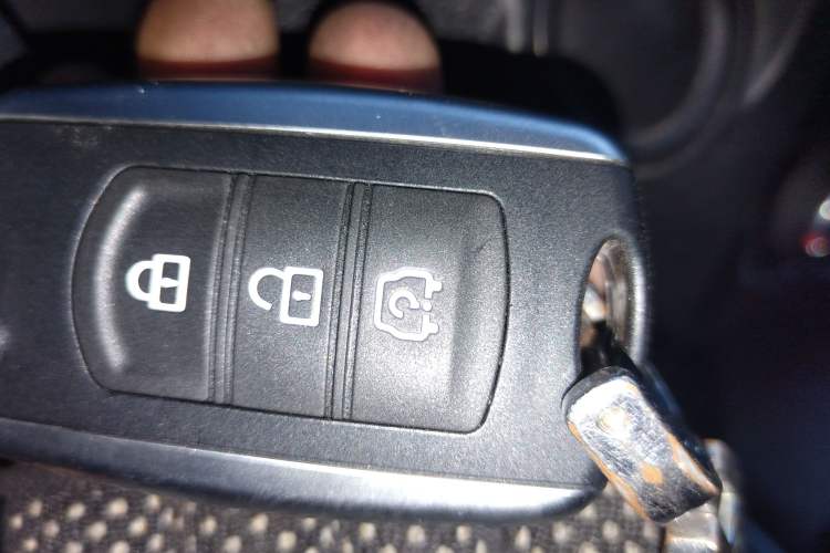 Used Dongfeng Fengon S560 2019 1.8L Manual Urban Model