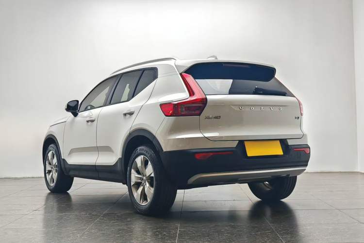Used Volvo XC40 2022 T4 Four-Wheel Drive Smart & Stylish Edition
