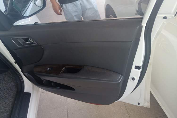 Used Hyundai Mistra 2016 1.6T Automatic Smart GLS
