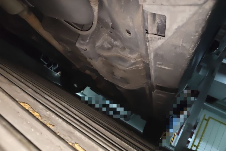 Used  Compass 2013 2.4L four-wheel-drive sport version
