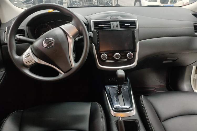 Used Nissan Tiida 2024 1.6L CVT Cool Dynamic Edition
