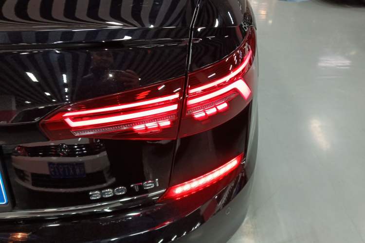 Used Volkswagen Passat 2020 Revised Version 330TSI Luxury Edition China VI Standard
