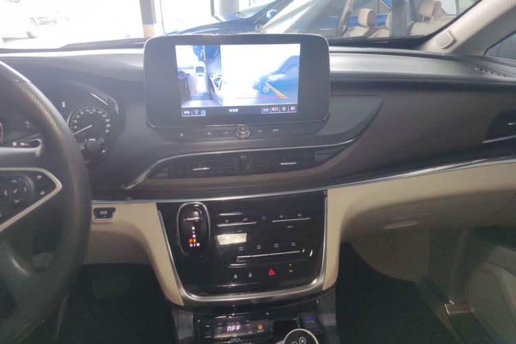 Used Buick GL8 2020 Land Cruiser Executive Class 652T Comfort Model