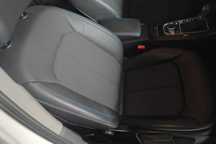 Used Audi A3 2020 Limousine 35 TFSI Fashion Edition China VI Emission Standard