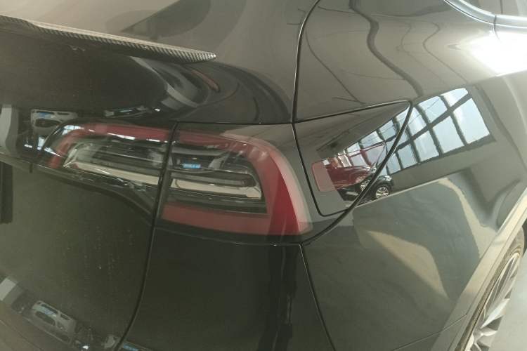 Used Tesla Model Y 2022 Rear-Wheel-Drive Version