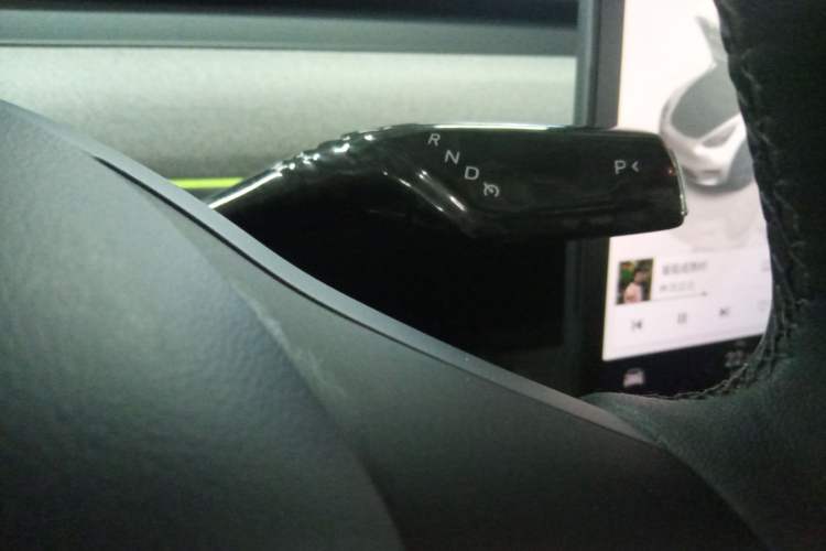 Used Tesla Model Y 2023 Rear-Wheel-Drive Version
