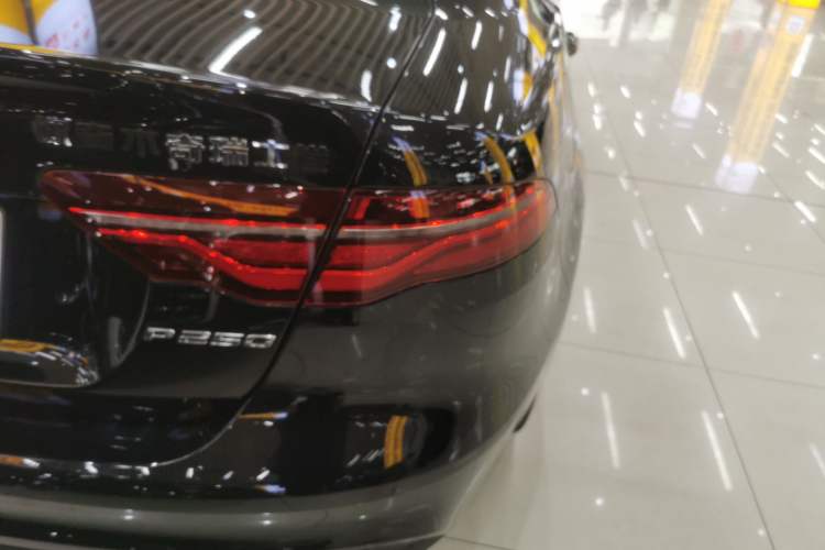 Used Jaguar XEL 2024 2.0T 250 PS R-DYNAMIC S Advanced Sport Edition