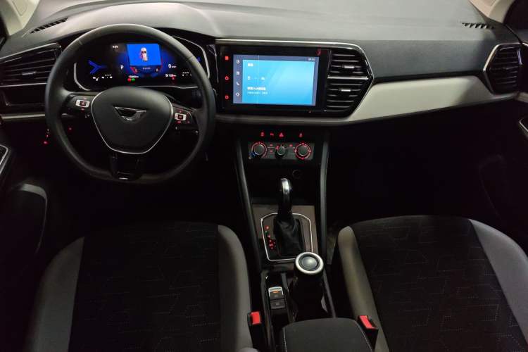 Used Jetta VS7 2023 280TSI Automatic Trend Edition
