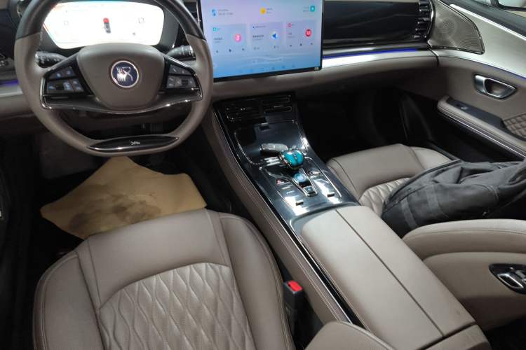 Used BYD Han 2023 EV Champion Edition 605KM Front-Drive Premium Model
