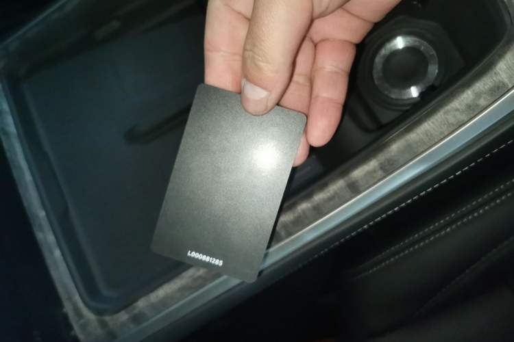 Used ONVO Luxeed L90 2025 Model—Max Six-Seater Version