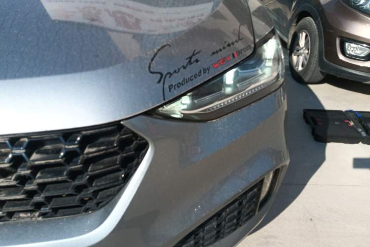 Used Wey VV6 2018 2.0T Two-Wheel-Drive Ultra-Luxury Version China V Standard