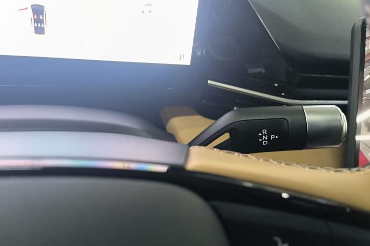 Used  L6 2024 125km PLUS Dragon Edition
