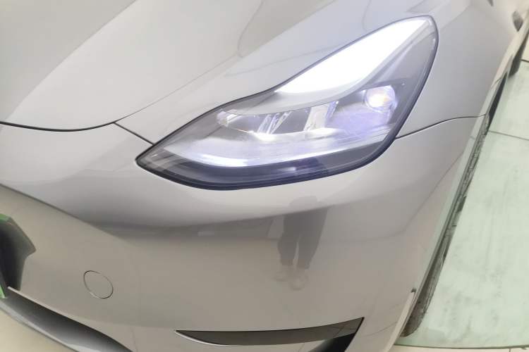 Used Tesla Model Y 2024 Rear-Wheel-Drive Version
