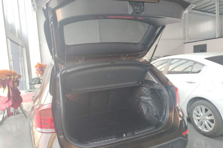 Used BMW X1 2014 sDrive18i Leading Model