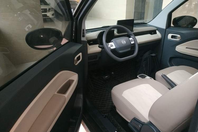 Used Chery QQ Ice Cream 2025 205km Qi Energy Version
