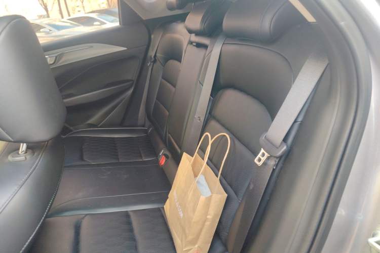 Used Geometry C 2022 550KM Grapefruit Plus