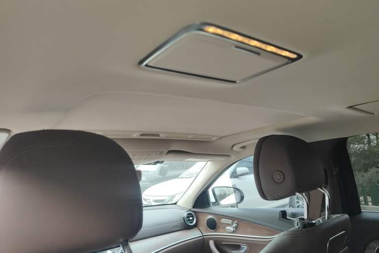 Used Mercedes-Benz E-Class 2016 E 200 L
