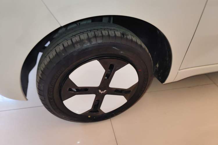 Used Wuling Hongguang MINIEV 2024 3rd Generation 215km Advanced Version
