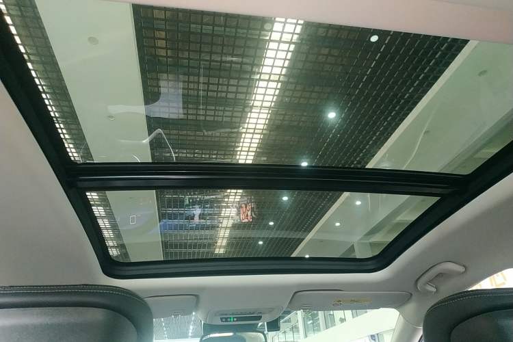 Used Buick LaCrosse 2025 28T Platinum Edition
