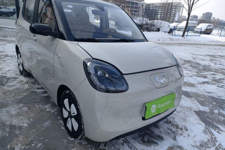 Used Wuling Hongguang MINIEV 2025 Four-Door Version Premium Edition
