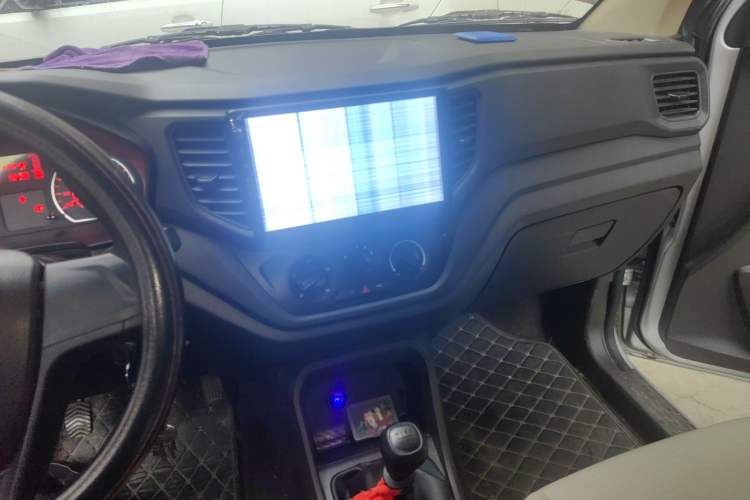 Used Wuling Hongguang V 2022 1.5L Jingqu Edition Electric-Assist LAR
