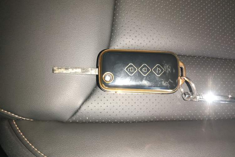 Used Wuling Jiachen 2022 1.5L Manual Comfort Edition