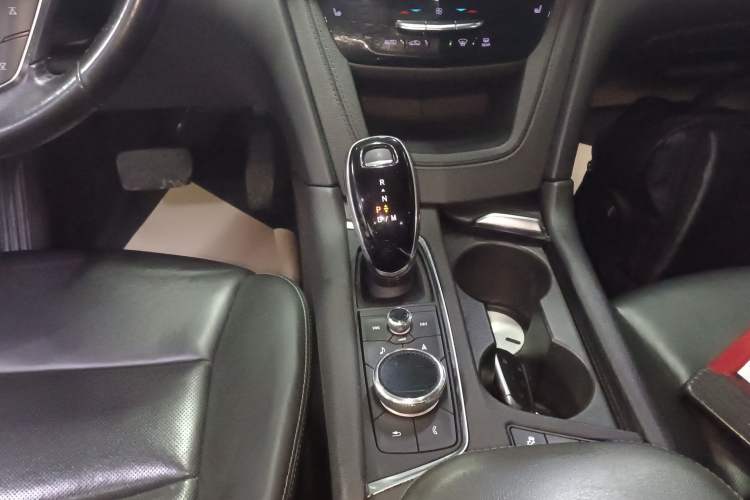 Used Cadillac XT5 2020 28T Luxury Version