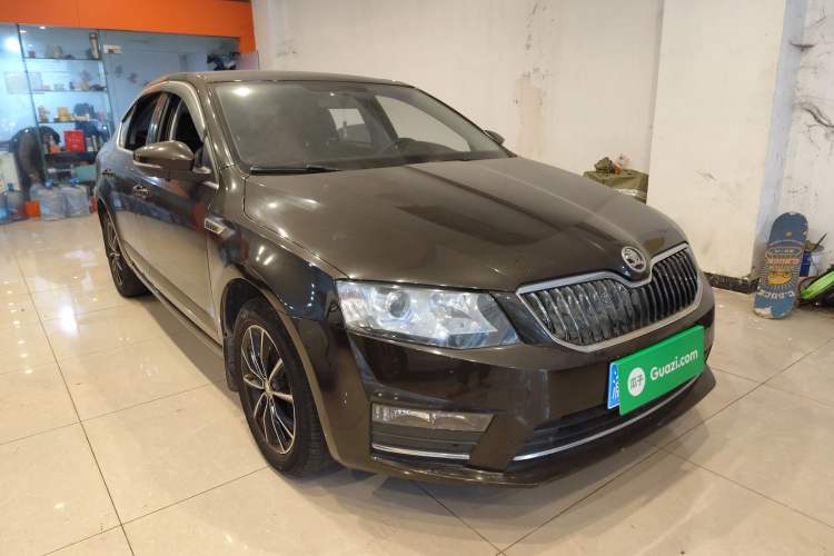 Used Skoda Octavia 2016 1.6L Automatic Smart Drive Edition
