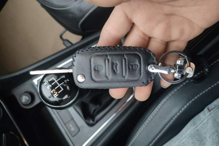 Used Volkswagen Lavida 2015 1.6L Manual Comfort Edition