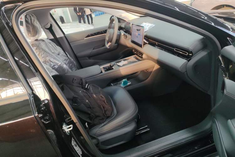 Used Wuling Xingguang 2025 70km Smart Standard Version
