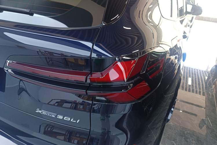 Used BMW X5 2023 xDrive 30Li Luxury M Sport Night Edition Package
