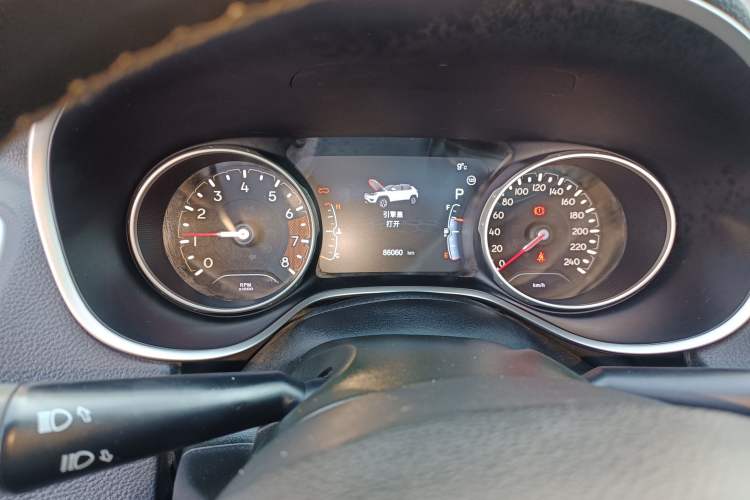 Used  Compass 2017 200T Automatic Family Edition
