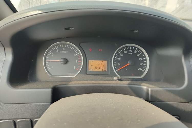 Used FORTHING Lingzhi 2016 M3L 1.6L 7-Seater Comfort Model