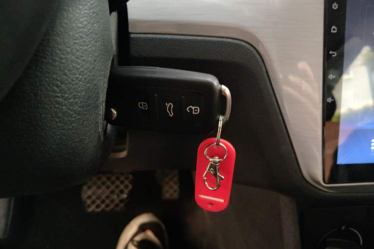 Used Volkswagen Lavida 2017 1.6L Automatic Fashion Edition
