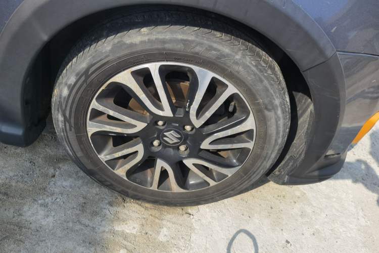 Used Suzuki Swift 2016 1.5L Automatic Fashionable Coolplay Edition
