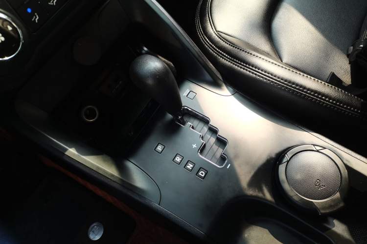 Used Hyundai ix35 2013 2.0L Automatic 2WD Comfort GL China IV Standard
