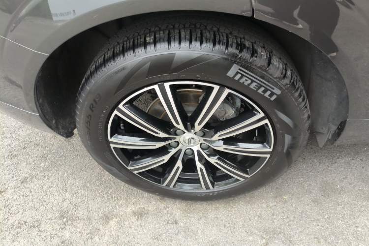 Used Volvo XC60 2019 T5 4x4 Zhiya Luxury Edition China V Standard
