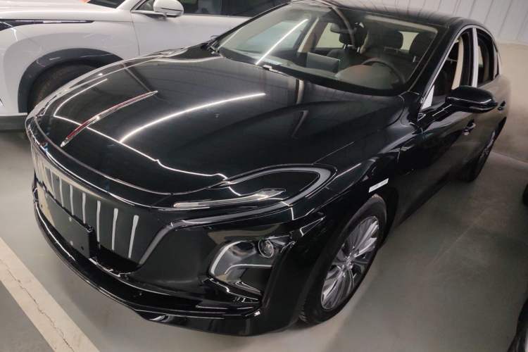 Used Hongqi E-QM5 2024 500km Range Edition