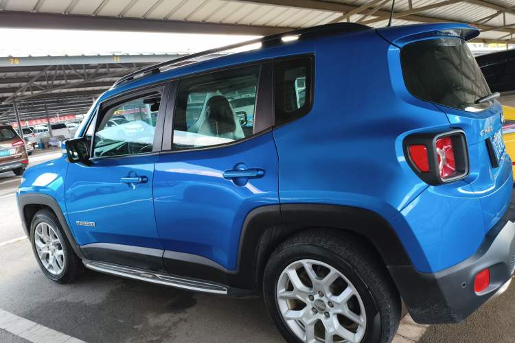 Used  Renegade 2017 180T Automatic High-Energy Version
